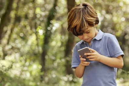 Quel est l’âge idéal pour un enfant d’avoir un téléphone ?