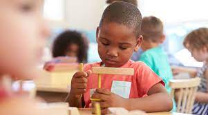 En quoi consistent les formations Montessori