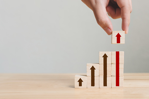 Quelles sont les stratégies efficaces pour augmenter la productivité de ses collaborateurs