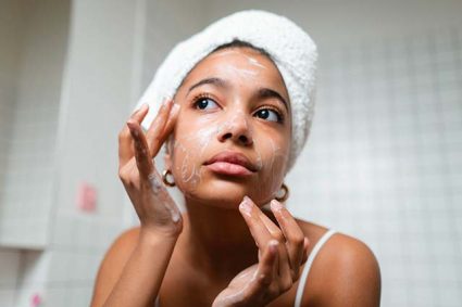 Savon visage ph neutre : pourquoi et-il plus adapté à votre peau ?