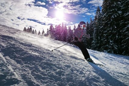 Classe de neige pour les tous petits : une bonne ou une mauvaise idée ?